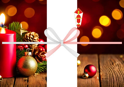 赤いキャンドルやオーナメントを描いた、温かみのある雰囲気のクリスマス用の無料のし紙テンプレート